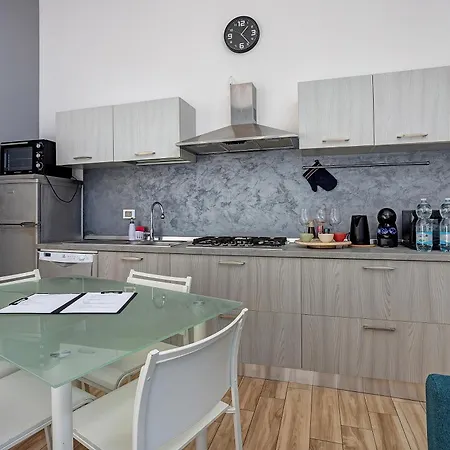 Modern Navigli - 5 Apartament
