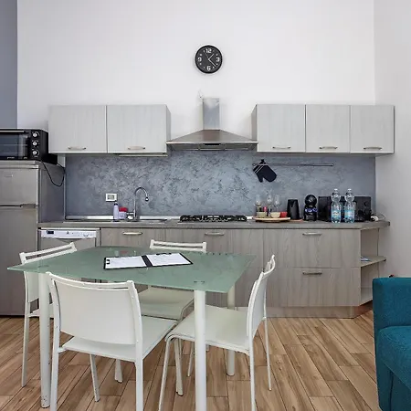 Apartman Modern Navigli - 5 *