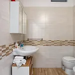 Modern Navigli - 5 公寓 *