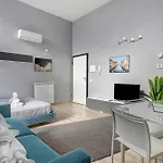 Modern Navigli - 5 公寓 *